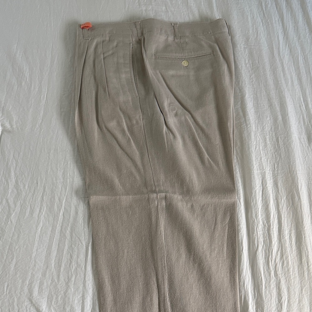 Izod Men's Khaki Chinos